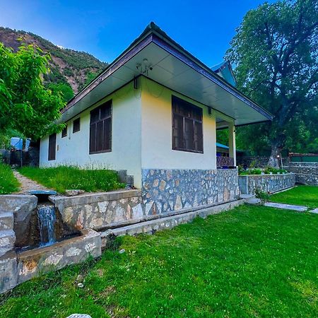 Chitral Inn Resort 외부 사진